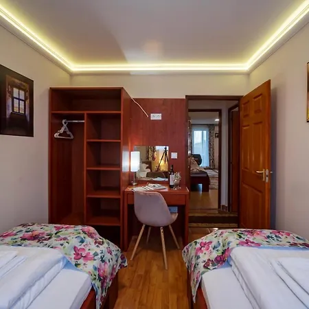 Baglyas Vendeghaz Villa Edeleny